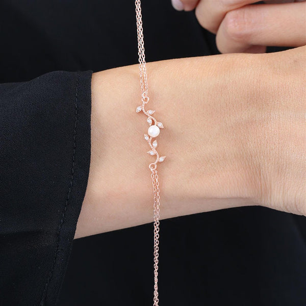 Pearl Spring Flowers Bracelet In Rose Gold