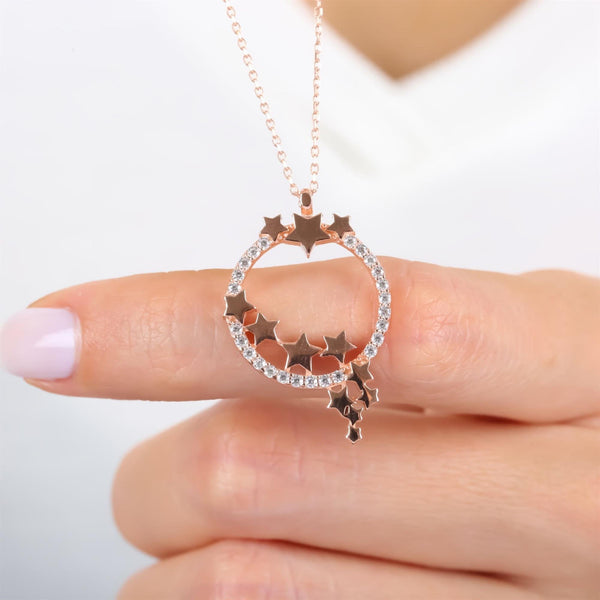 Sparkling Star Rain Circle Necklace In Rose Gold
